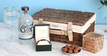 8 of the Best Whitby-inspired Jewellery Gift Ideas