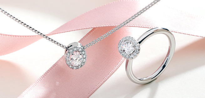 Describe your dream Valentine’s Day date and we’ll pair you with some jewellery