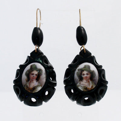 Featured Antique Earrings image